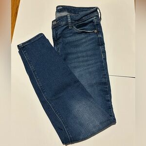 Old Navy Rockstar Super Skinny Women's Mid-Rise, Size 8P.